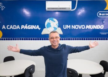 Fábio entregou 100 escolas, criou programa de intercâmbio, premiou alunos e professores e mais