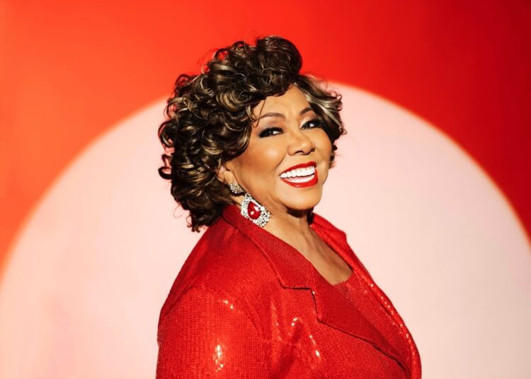 Alcione celebra 50 anos de carreira com show em Aracaju em dezembro