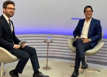 Ricardo Marques apresenta propostas para saúde, água, educação e controle dos gastos durante entrevista à TV Sergipe