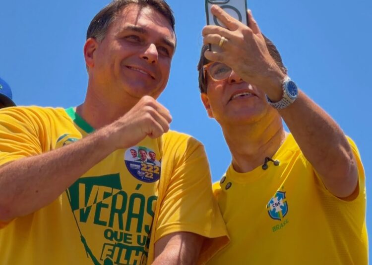 Ricardo Marques relata desrespeito pela organização local em ato na Orla da Atalaia e reafirma apoio a Flávio Bolsonaro