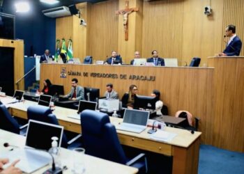 Câmara de Aracaju aprova projeto que condiciona subsídio do transporte à regularidade trabalhista e fiscal