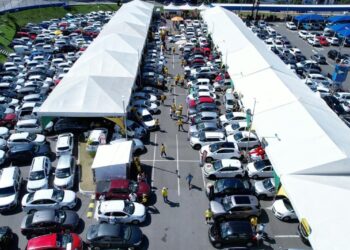 Gigantes de Sergipe reúne cerca de mil carros e motos em feirão de três dias em Aracaju