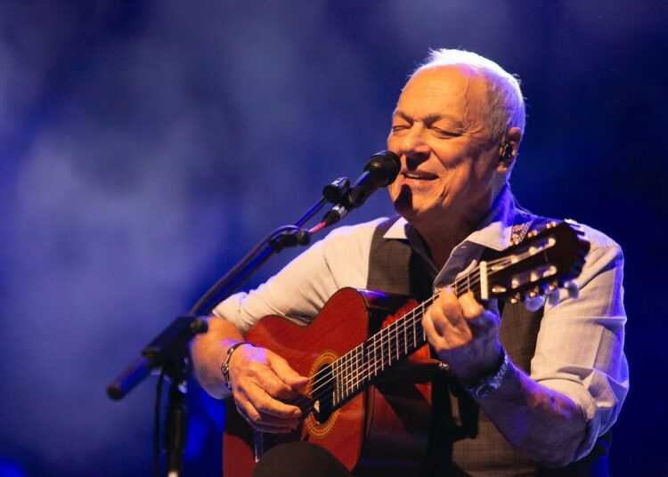 Toquinho celebra 60 anos de música com show em Aracaju no dia 8 de novembro