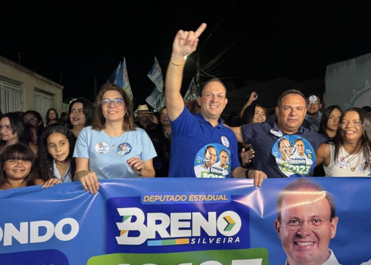 Pisadinha de Breno Silveira arrasta multidão em Poço Redondo