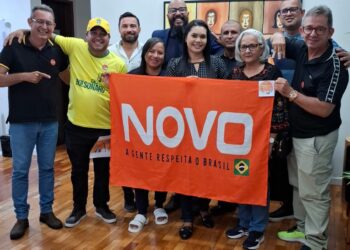 Partido NOVO em Sergipe declara apoio a Flávio Bolsonaro