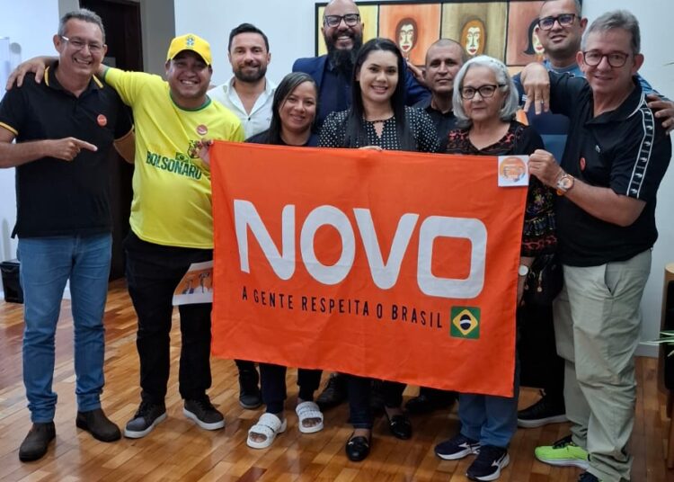 Partido NOVO em Sergipe declara apoio a Flávio Bolsonaro