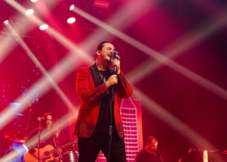 Ingressos para show de Dino Fonseca em Aracaju já estão à venda